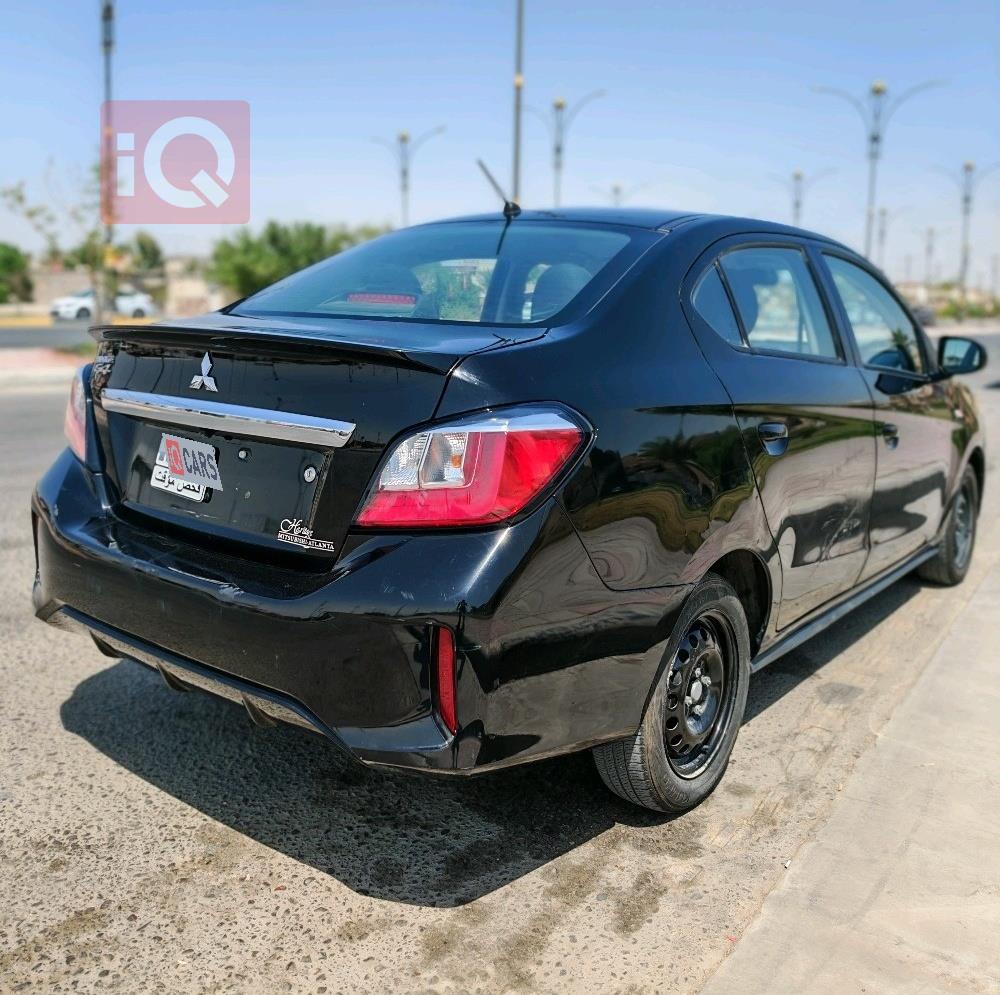 Mitsubishi Mirage G4